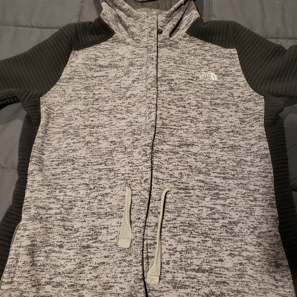 Full zip sweatshirt